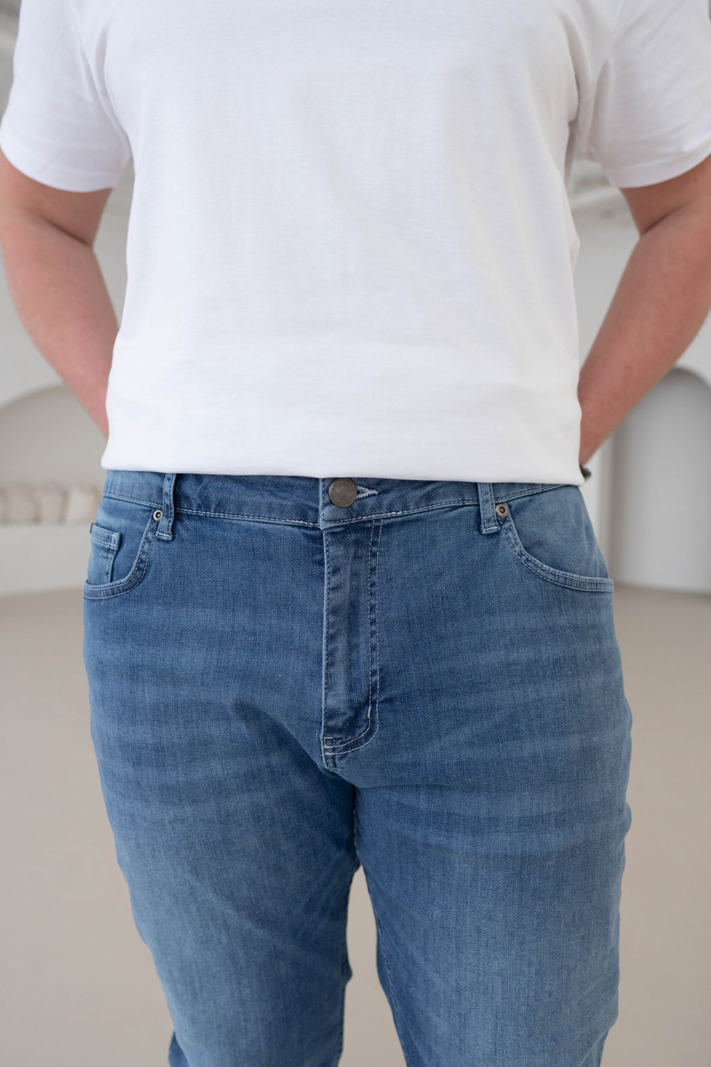 Slim Comfort Jeans In Light Blue